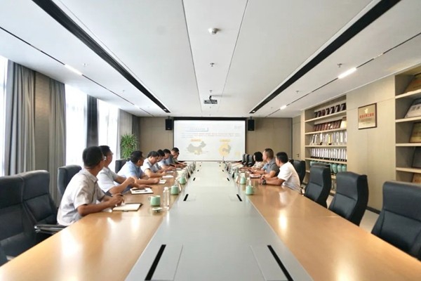 企業(yè)動態(tài)丨省建設廳姚昭暉副廳長一行蒞臨中立建設開展“三服務”活動